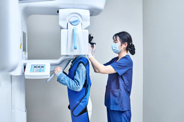 Best Dentist for Tooth Abscess  in Hopelawn, NJ